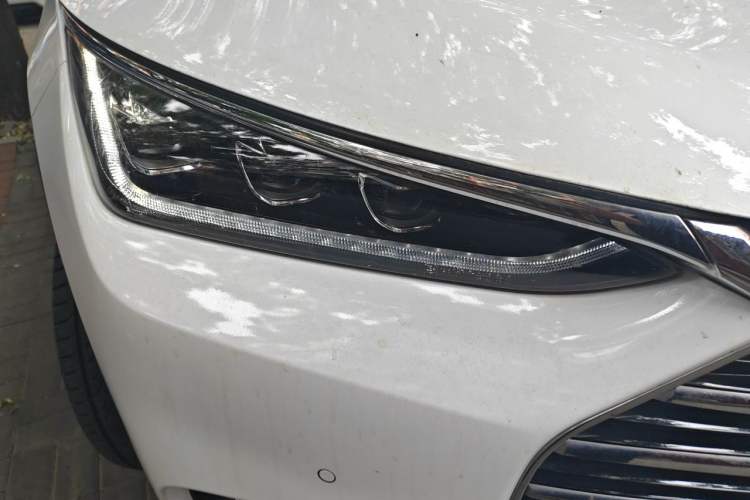 Used BYD Tang 2021 2.0T Automatic Flagship Edition Right Front Headlight