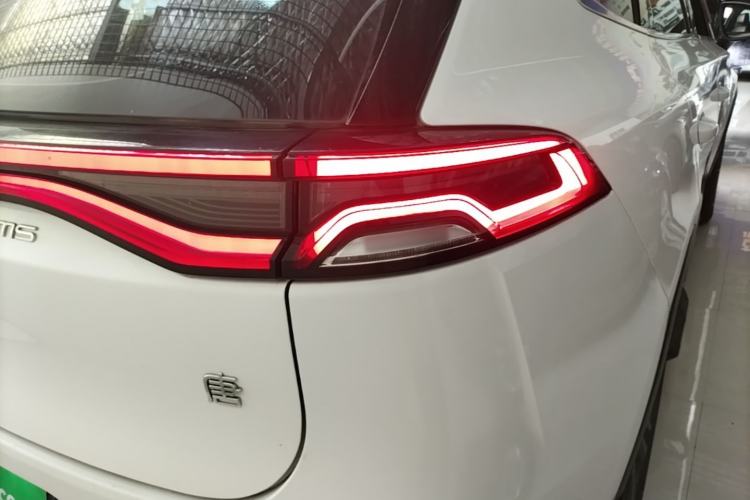 Used BYD Tang 2021 2.0T Automatic Flagship Edition Right Rear Taillight