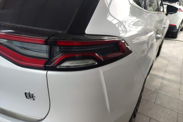 Used BYD Tang 2021 2.0T Automatic Flagship Edition Right Rear Taillight