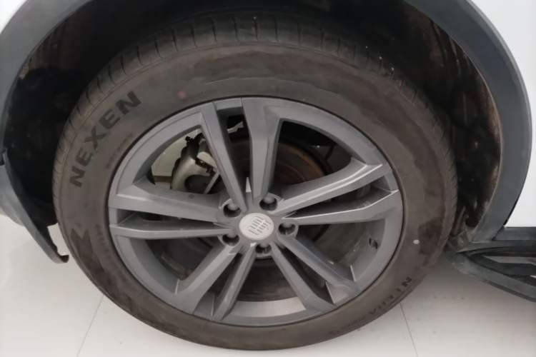 Used BYD Tang 2021 2.0T Automatic Flagship Edition Right Rear Wheel Hub