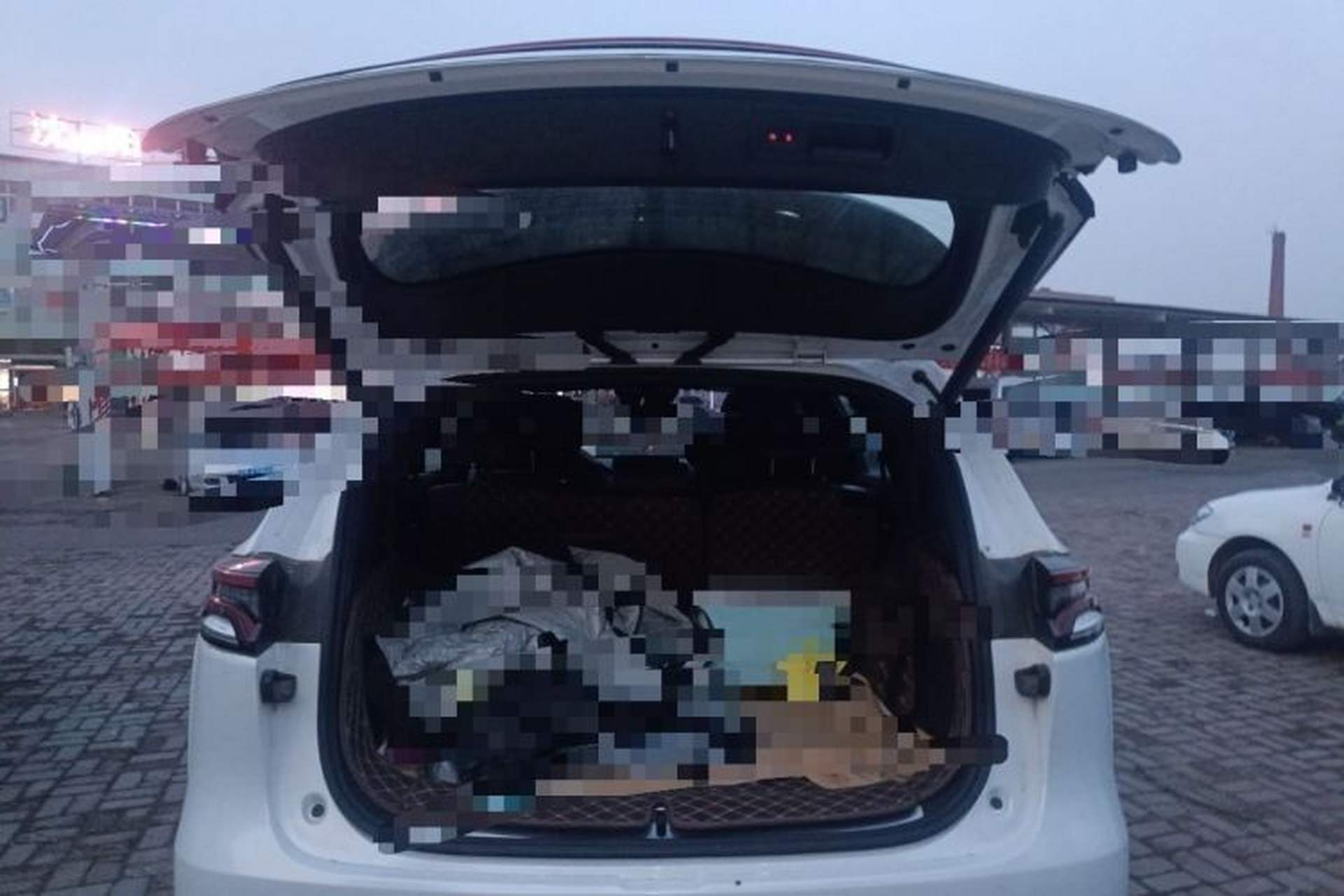 Used BYD Tang 2021 2.0T Automatic Flagship Edition Trunk