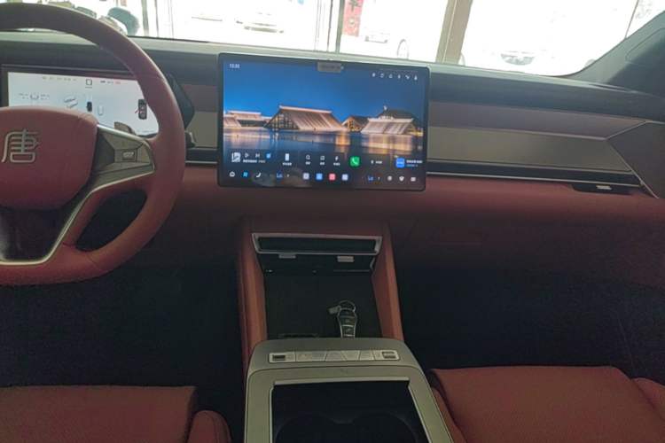 Used BYD Tang L 2025 DM 200KM Four-Wheel Drive LiDAR Flagship Model Audio And AC Panel