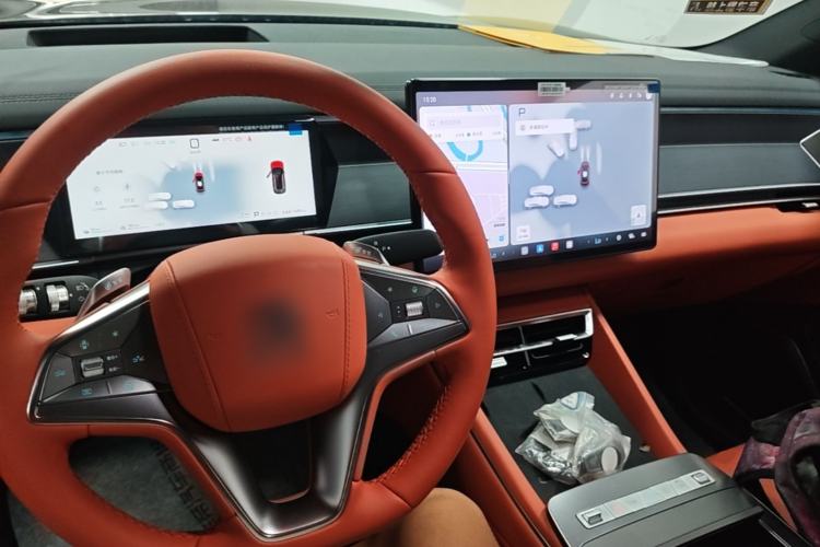Used BYD Tang L 2025 DM 175KM Drone Player Edition Center Console