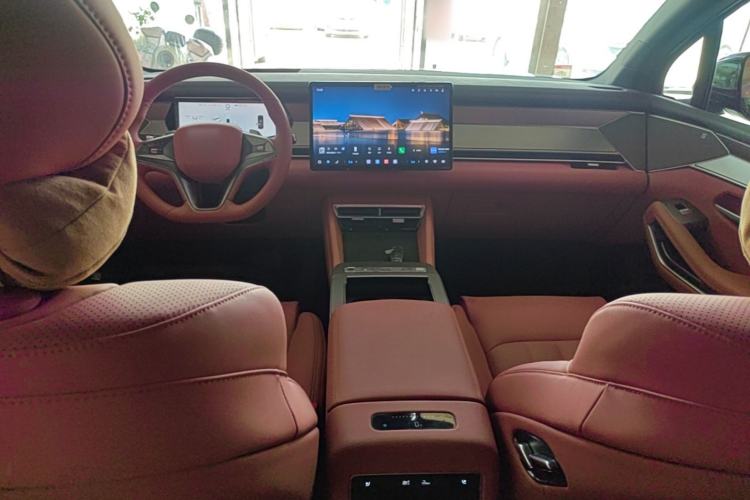 Used BYD Tang L 2025 DM 200KM Four-Wheel Drive LiDAR Flagship Model Center Console