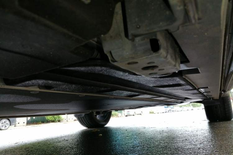 Used BYD Tang L 2025 DM 200KM Four-Wheel Drive LiDAR Flagship Model Chassis Front Left