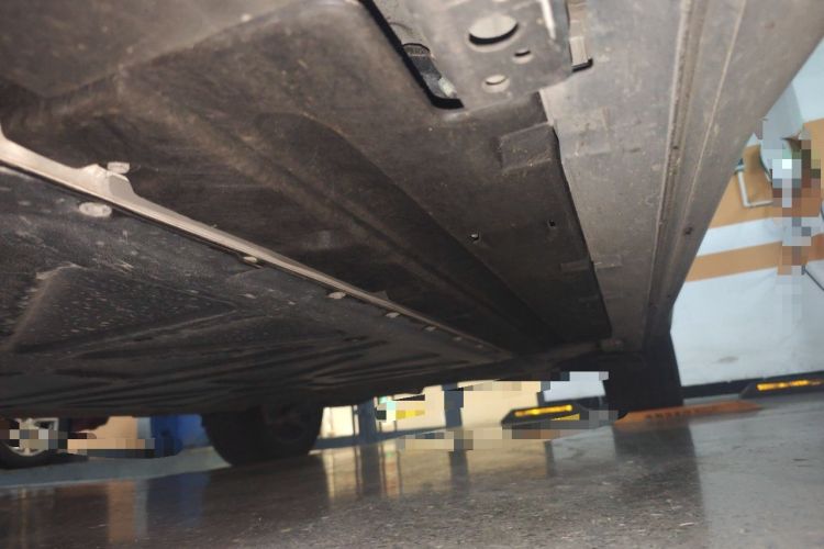 Used BYD Tang L 2025 DM 215KM LiDAR Flagship Model Chassis Front Left