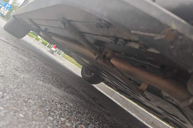 Used BYD Tang L 2025 DM 200KM Four-Wheel Drive LiDAR Flagship Model Chassis Front Right
