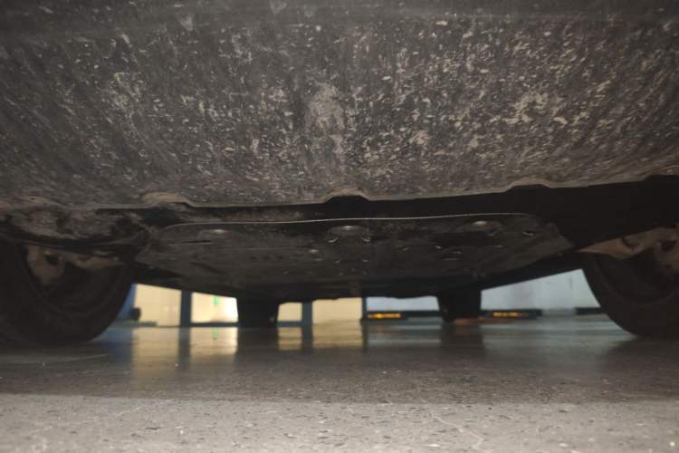 Used BYD Tang L 2025 DM 215KM LiDAR Flagship Model Chassis Front