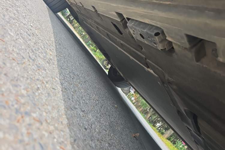 Used BYD Tang L 2025 DM 215KM LiDAR Flagship Model Chassis Rear Left