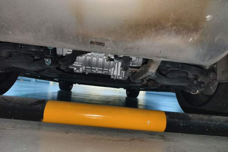 Used BYD Tang L 2025 DM 200KM Four-Wheel Drive LiDAR Flagship Model Chassis Rear