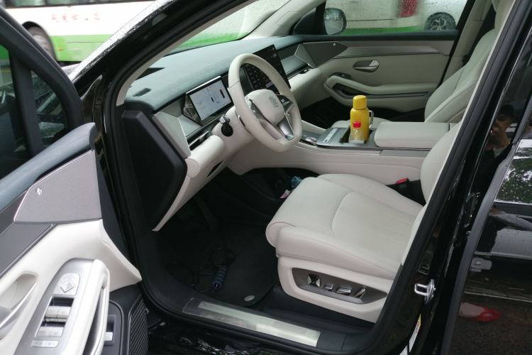 Used BYD Tang L 2025 DM 200KM Four-Wheel Drive LiDAR Flagship Model Driver Seat