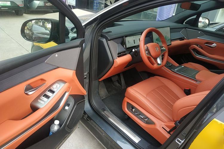 Used BYD Tang L 2025 EV 600KM All-Wheel-Drive LiDAR Flagship Model Driver Seat