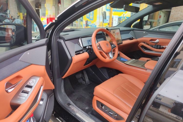 Used BYD Tang L 2025 DM 175KM Drone Player Edition Driver Seat