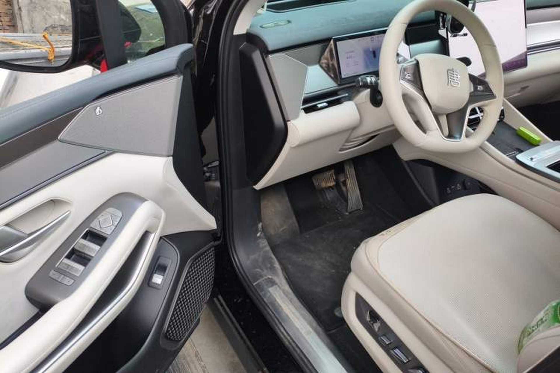 Used BYD Tang L 2025 DM 200KM Four-Wheel Drive LiDAR Flagship Model Driver Seat