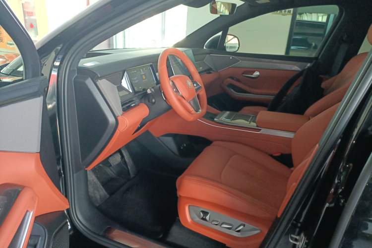 Used BYD Tang L 2025 DM 200KM Four-Wheel Drive LiDAR Flagship Model Driver Seat