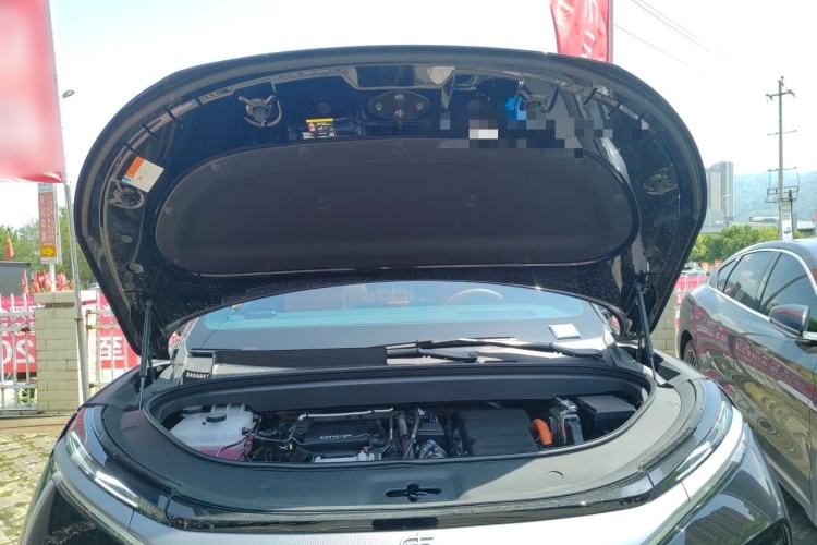 Used BYD Tang L 2025 DM 200KM Four-Wheel Drive LiDAR Flagship Model Engine Bay