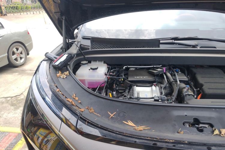 Used BYD Tang L 2025 DM 175KM Drone Player Edition Engine Bay Right