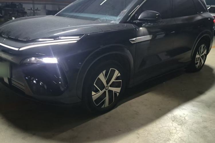 Used BYD Tang L 2025 EV with 670 km Range LiDAR and Premium Features Exterior 2