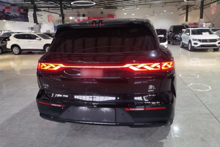 Used BYD Tang L 2025 DM 215KM LiDAR Flagship Model Exterior 4