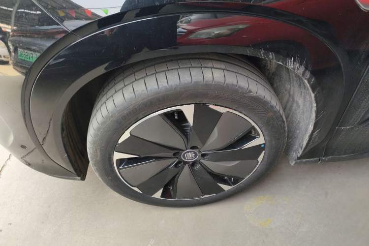 Used BYD Tang L 2025 DM 175KM Drone Player Edition Exterior 4