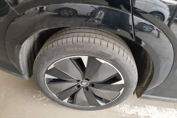 Used BYD Tang L 2025 DM 175KM Drone Player Edition Exterior 5