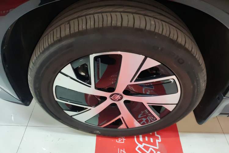 Used BYD Tang L 2025 DM 215KM LiDAR Flagship Model Exterior 7