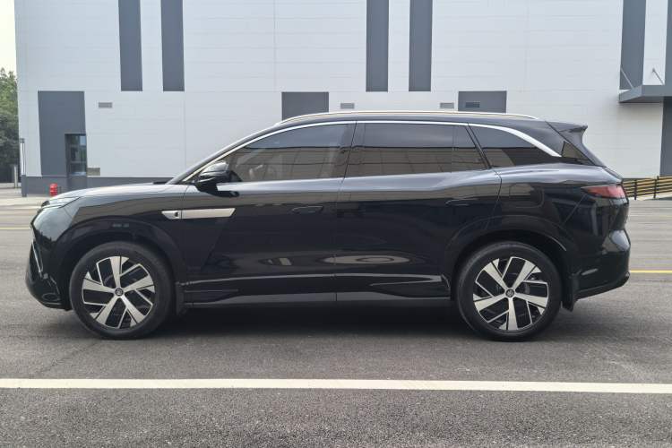 Used BYD Tang L 2025 DM 215KM LiDAR Flagship Model Exterior 7