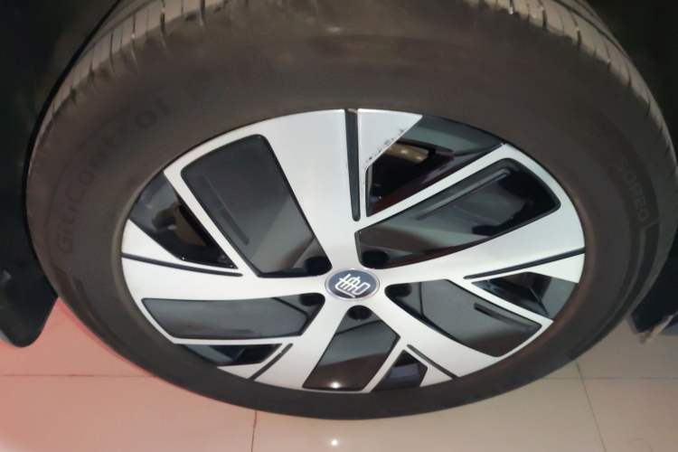 Used BYD Tang L 2025 DM 215KM LiDAR Flagship Model Exterior 8