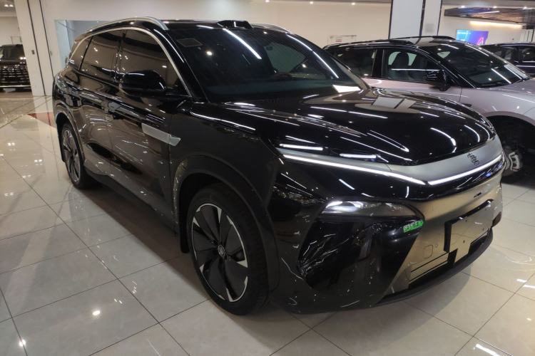 Used BYD Tang L 2025 EV 600KM All-Wheel-Drive LiDAR Flagship Model Front Right 45 Deg
