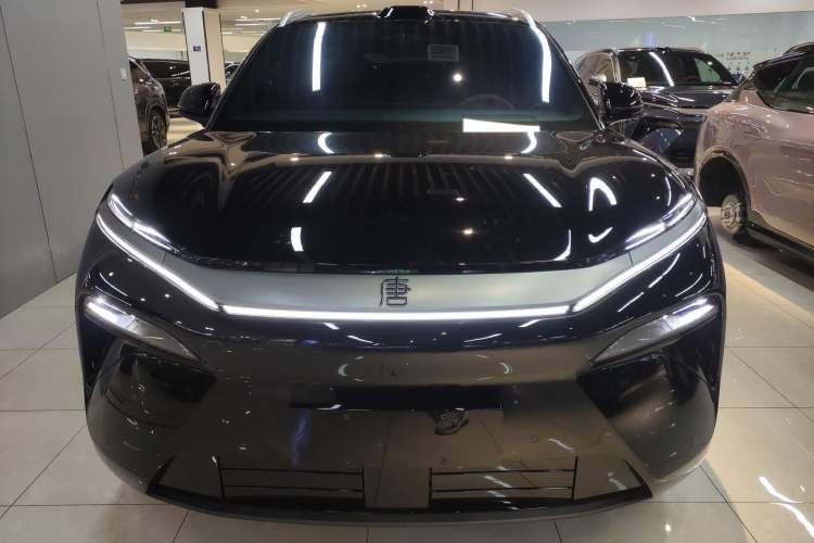 Used BYD Tang L 2025 EV 600KM All-Wheel-Drive LiDAR Flagship Model Front