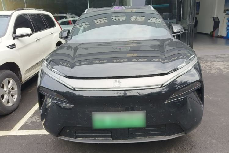 Used BYD Tang L 2025 EV with 670 km Range LiDAR and Premium Features Front