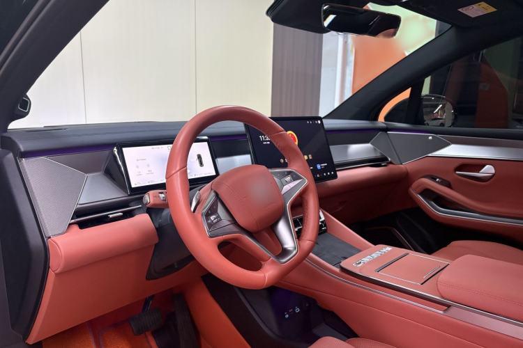 Used BYD Tang L 2025 DM 200KM Four-Wheel Drive LiDAR Flagship Model Interior 1
