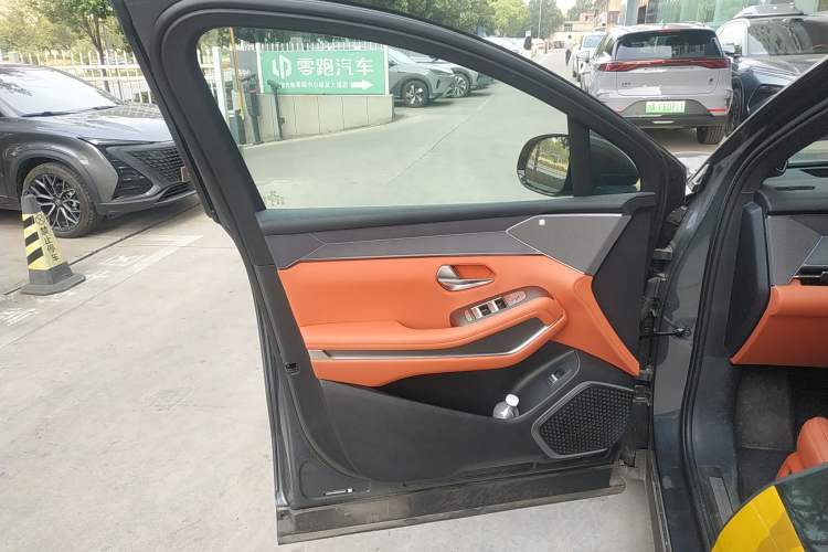 Used BYD Tang L 2025 EV 600KM All-Wheel-Drive LiDAR Flagship Model Left Front Door Interior