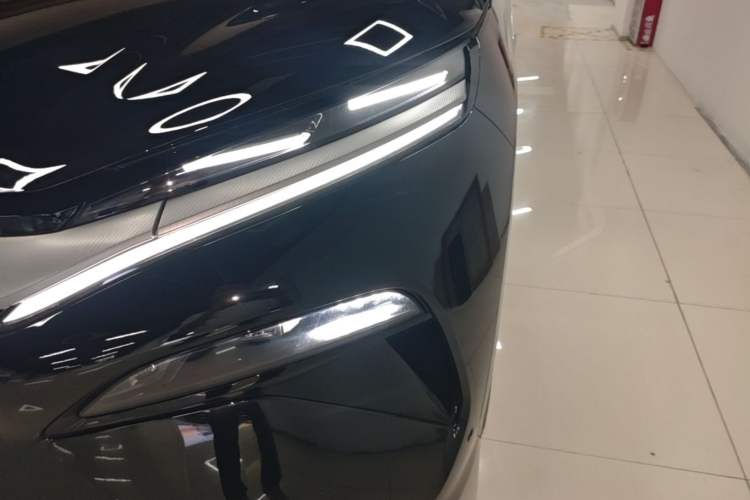 Used BYD Tang L 2025 DM 175KM Drone Player Edition Left Front Headlight
