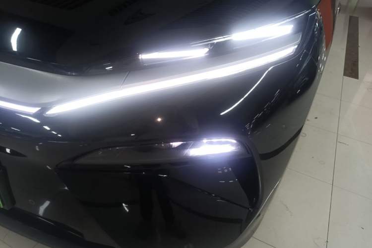 Used BYD Tang L 2025 DM 200KM Four-Wheel Drive LiDAR Flagship Model Left Front Headlight