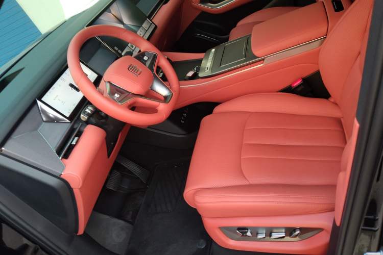 Used BYD Tang L 2025 EV 670KM LiDAR Flagship Version Left Front Seat