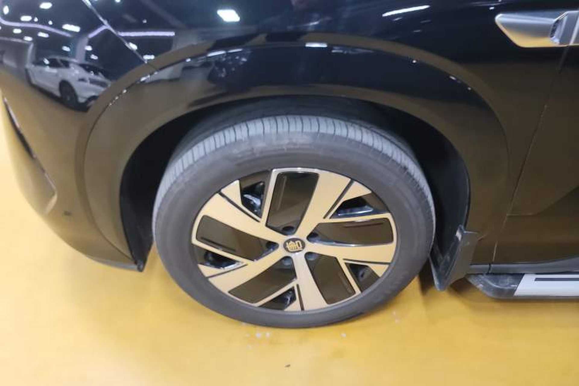 Used BYD Tang L 2025 EV 670KM LiDAR Flagship Version Left Front Wheel Hub