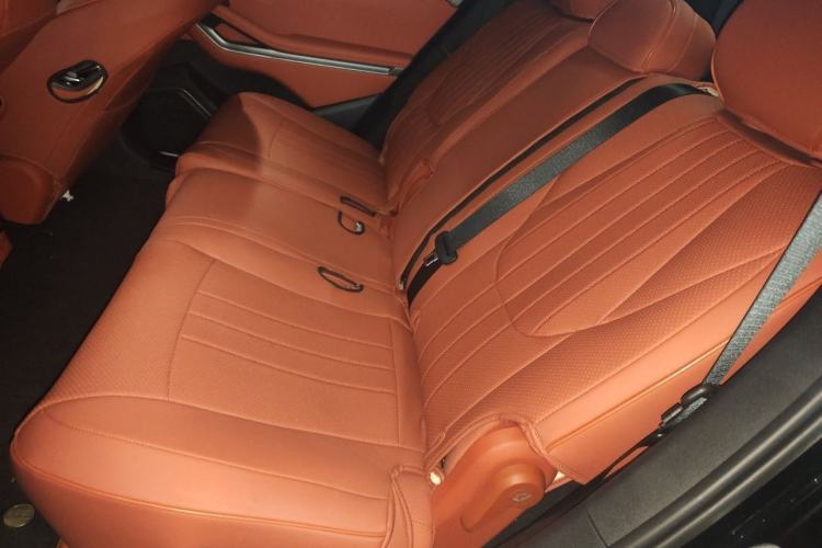 Used BYD Tang L 2025 DM 215KM LiDAR Flagship Model Left Rear Seat