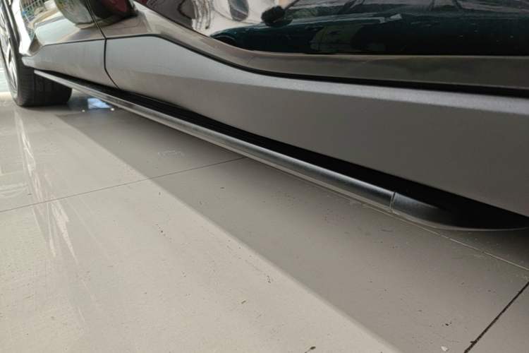 Used BYD Tang L 2025 EV with 670 km Range LiDAR and Premium Features Left Side Sill