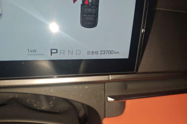 Used BYD Tang L 2025 DM 215KM LiDAR Flagship Model Odometer Close Up