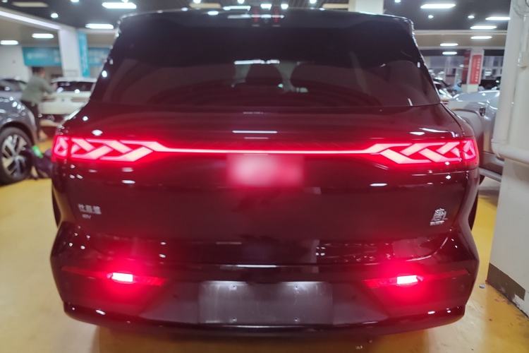 Used BYD Tang L 2025 EV 670KM LiDAR Flagship Version Rear