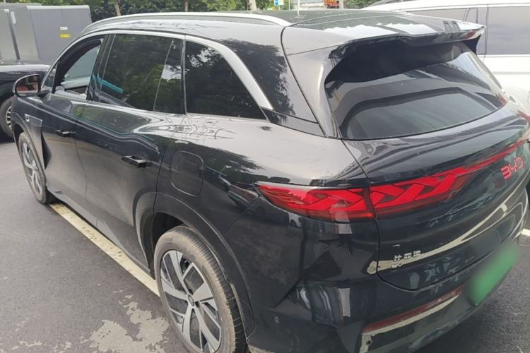 Used BYD Tang L 2025 EV with 670 km Range LiDAR and Premium Features Rear Left 45 Deg