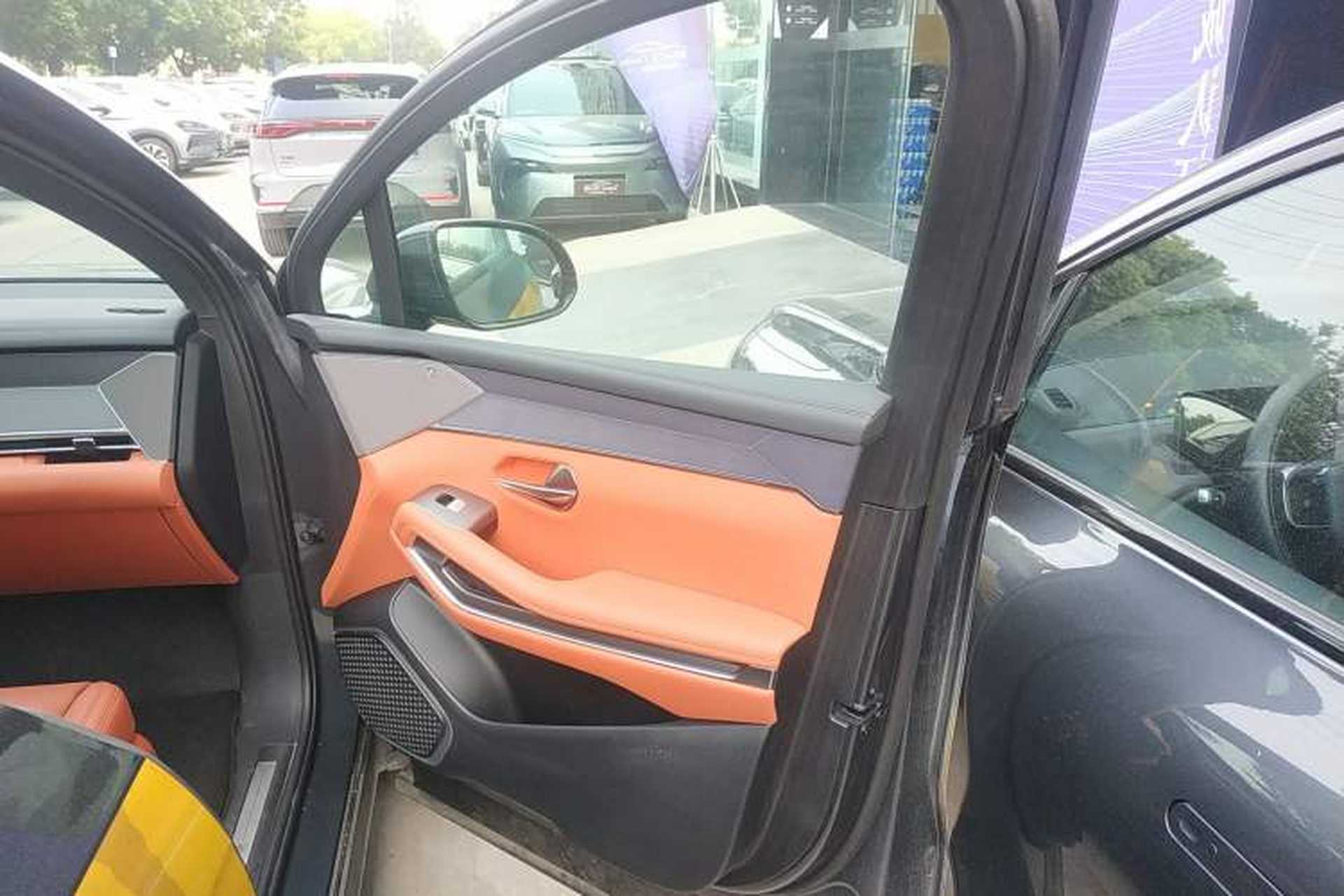 Used BYD Tang L 2025 EV 600KM All-Wheel-Drive LiDAR Flagship Model Right Front Door Interior