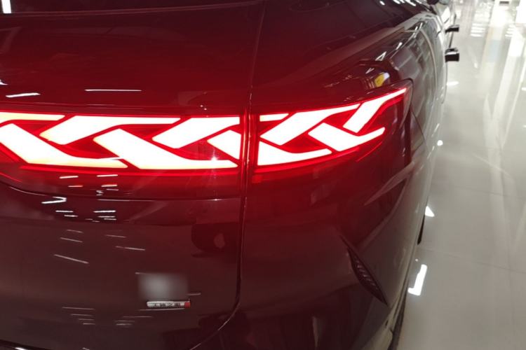Used BYD Tang L 2025 DM 175KM Drone Player Edition Right Rear Taillight