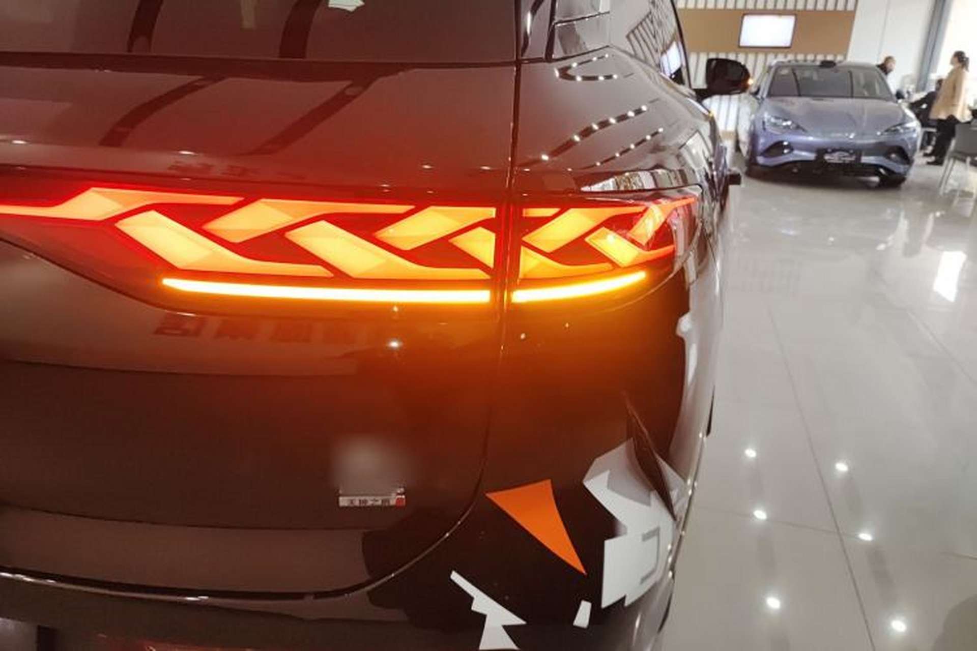 Used BYD Tang L 2025 EV 600KM All-Wheel-Drive LiDAR Flagship Model Right Rear Taillight