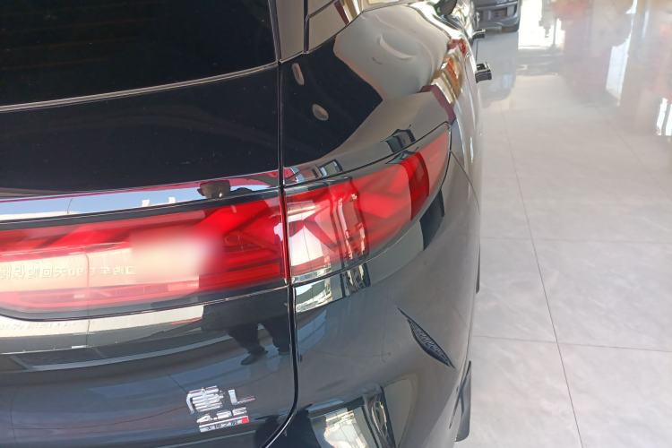 Used BYD Tang L 2025 DM 200KM Four-Wheel Drive LiDAR Flagship Model Right Rear Taillight