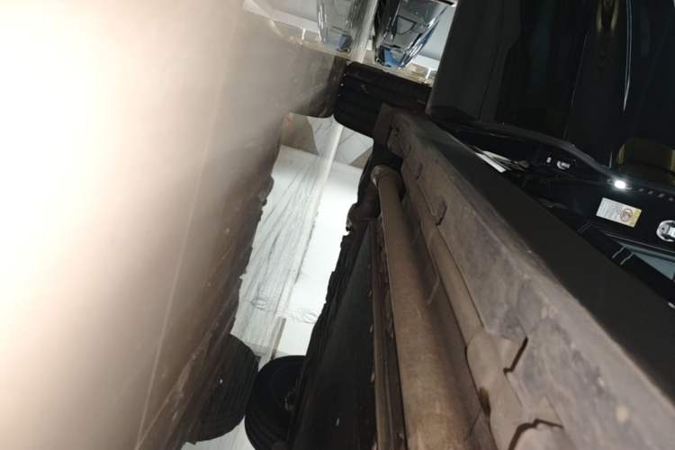 Used BYD Tang L 2025 DM 175KM Drone Player Edition Right Side Sill