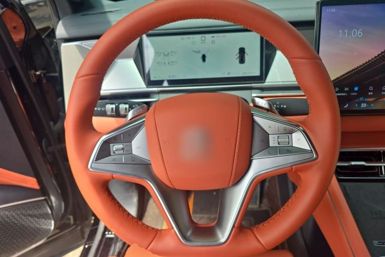 Used BYD Tang L 2025 DM 215KM LiDAR Flagship Model Steering Wheel