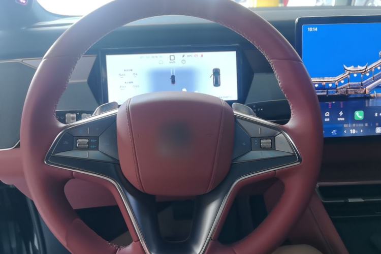 Used BYD Tang L 2025 DM 215KM LiDAR Flagship Model Steering Wheel