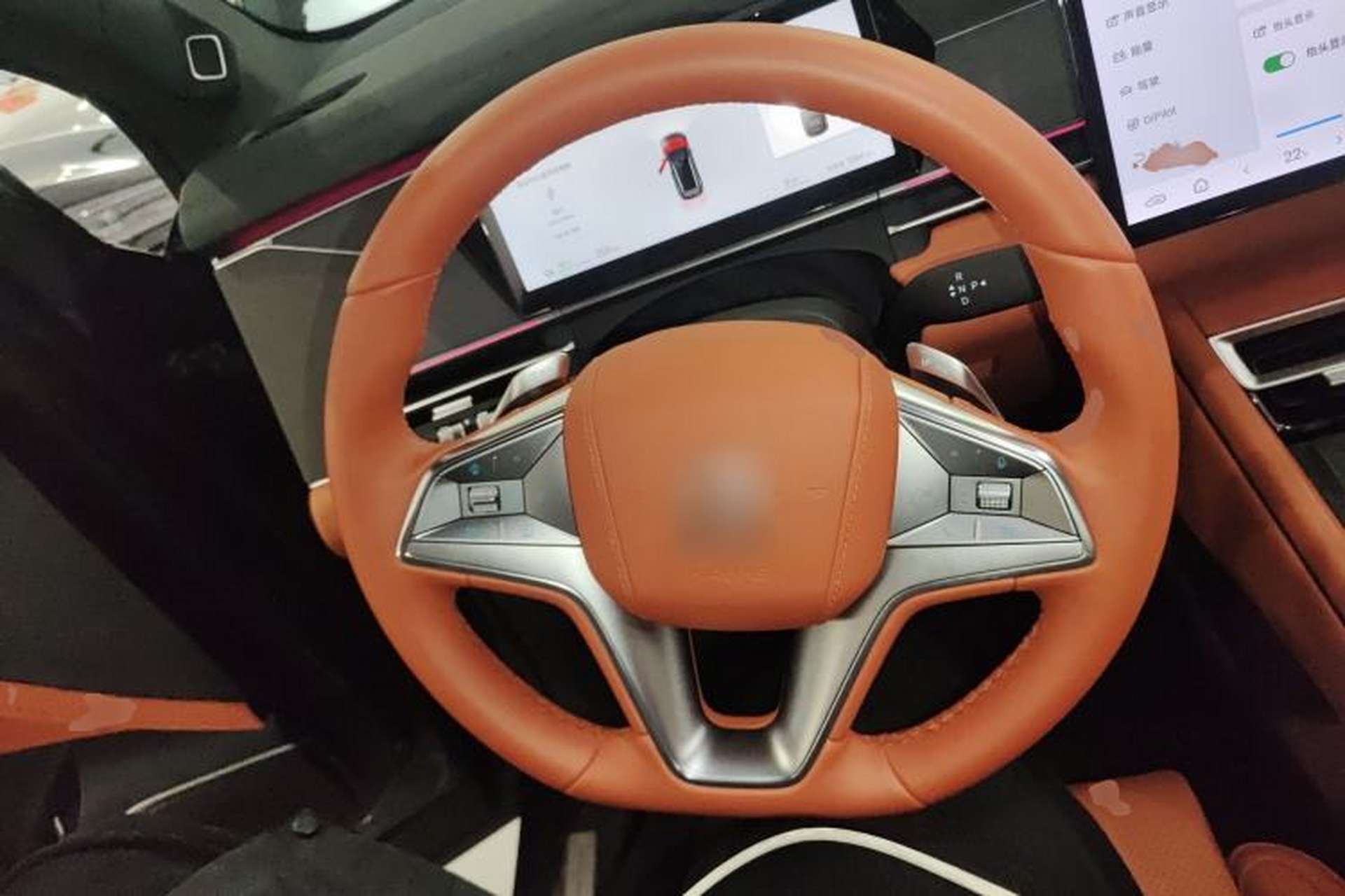 Used BYD Tang L 2025 EV 600KM All-Wheel-Drive LiDAR Flagship Model Steering Wheel